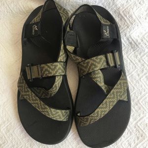 9 men's chaco waterproof Euc